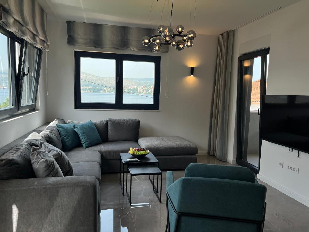 Beachfront House Olbia With Private Parking Trogir Ngoại thất bức ảnh
