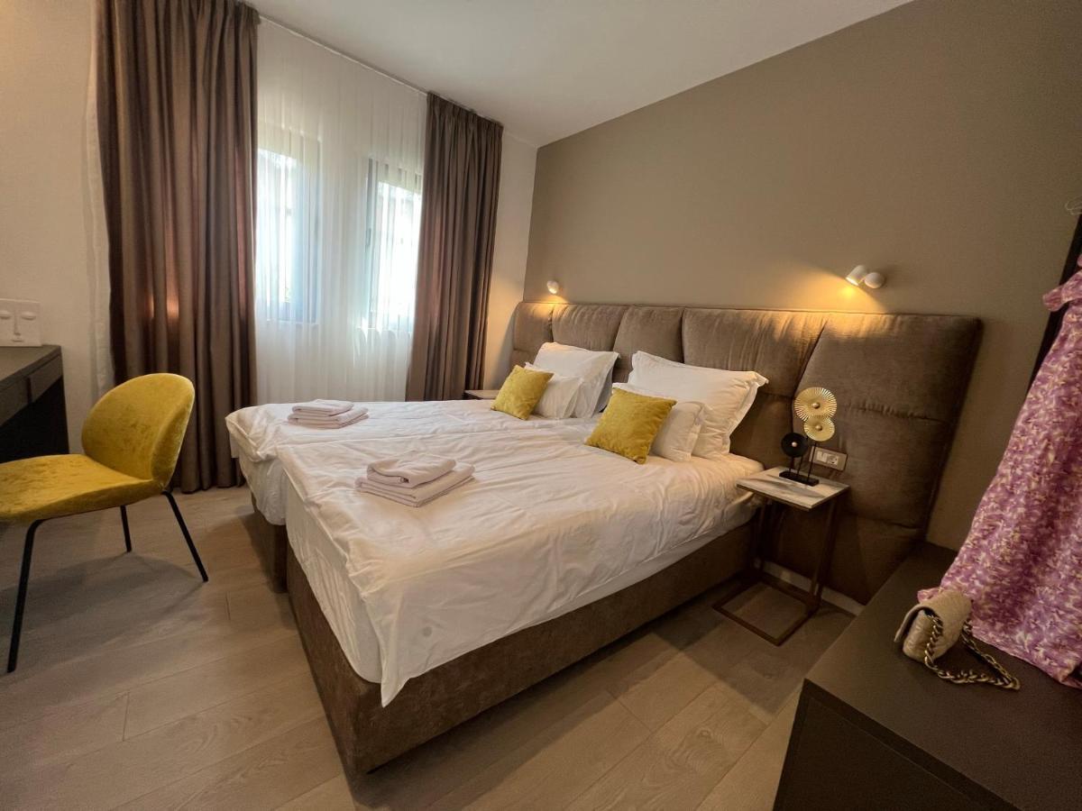 Beachfront House Olbia With Private Parking Trogir Ngoại thất bức ảnh