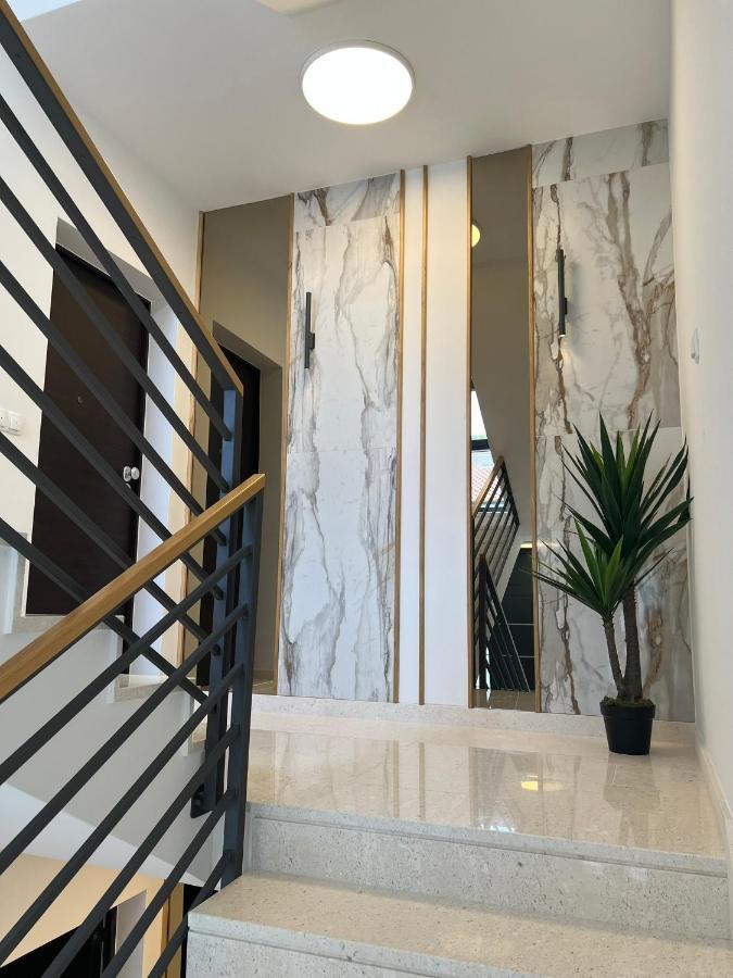 Beachfront House Olbia With Private Parking Trogir Ngoại thất bức ảnh